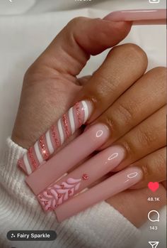 Christmas Birthday Nails Acrylic, Christmas Nails Aesthetic Long, Red Fake Nails Acrylics, Xl Christmas Nails, Christmas Pink Nails Acrylic, Red Christmas Nails Acrylic Long, Long Holiday Nails, Christmas Xl Nails