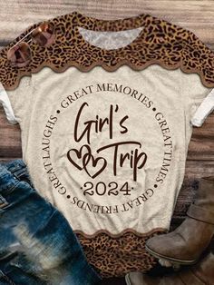 Womens Printed Tops, Vintage Pants, Casual Party, The Clothes, Shirt Ideas, Star Print, Print Top, Girls Trip, Print Tops