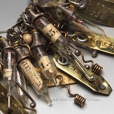 a bunch of old keys that are sitting next to each other