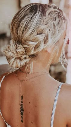 Hairstyle Hoco, Easy Trendy Hairstyles, Style Braids, Braid Bun, Braided Bun Hairstyles, Cute Braided Hairstyles