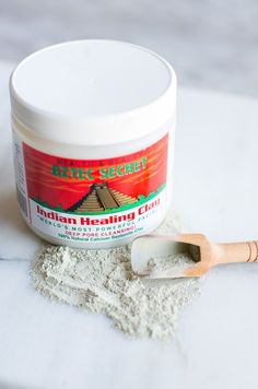 7 ways to harness the power of a Bentonite clay detox, from an internal digestive aid to a homemade itch cream to a detox face mask. Bentonite Clay Detox, Aztec Clay Mask, Aztec Clay, Digestive Aid, Mask Recipes, Indian Healing Clay, Acne Face, Hello Glow, Healing Clay