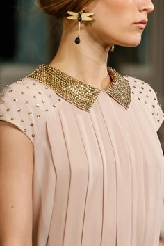 Tory Burch 'Tatum' Silk Dress. Gorgeous! Detail Couture, 파티 드레스, Kurti Neck Designs, Online Fashion Stores, Kurti Designs, Look Chic, Fashion Details, Fashion Store, Blouse Designs