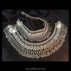 Heavy Anklets, Antique Anklets, Payal Silver, Hollywood Jewelry, Silver Jewelry Accessories, Bangles Silver