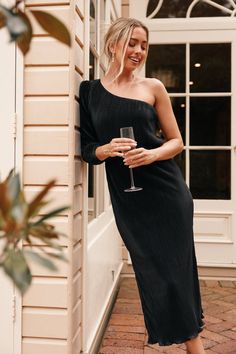 Pontee One Shoulder Pleated Midi Dress - Black One Shoulder Black Dress Outfit, One Sleeve Dress Hairstyle, Satin Dresses Long, Black Dress Style, Satin Dresses Long Sleeve, Plisse Dress, One Sleeve Dress, White Dress Shoes, Dress One Shoulder