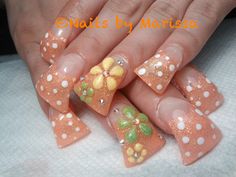 Duckfeet Nails, Nails Acrylic Winter, Cute Almond Nails, Duck Feet, Curved Nails, Duck Nails, Minimalist Nail Art, Polka Dot Nails, New Nails