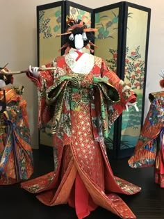 Japnies Culture Dress, Japanese Royalty Clothing, Japanese Princess Kimono, Historical Kimono, Hikizuri Kimono, Oiran Kimono, Japanese Kimono Traditional, Royalty Clothing, Japanese Princess