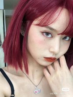 Dark Pink Short Hair, Short Dark Pink Hair, Red Cherry Hair Color, Cherry Hair Aesthetic, Dark Pink Hair Aesthetic, Short Red Hair Aesthetic, Short Wine Red Hair, Cherry Red Hair Short, Short Cherry Red Hair