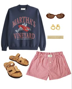 Florida In September Outfits, Grandpa Summer Outfit, Coastal Grandmother Aesthetic Outfits Fall, Coastal Grandson Outfits, Eclectic Grandpa Summer, Canadian Summer Outfits, Maine Aesthetic Outfit, Lakehouse Outfit, Costal Outfits Casual