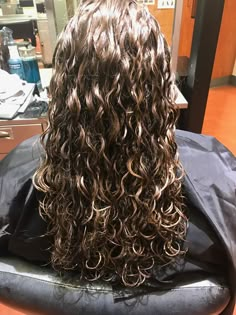 Spiral perm Perm With Loose Curls, Lose Perms For Medium Length Hair, Perm Women Long Hair, Spiral Perms For Long Hair, Loose Spiral Perm Medium, Womens Perm Long Hair, Soft Perm, Perm Hair