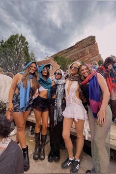 90s Festival Fashion, Red Rocks Rave Outfit, Crssd Festival Outfit San Diego, Lib Festival Outfits, Lowkey Rave Outfits, Rnv Outfit, Crochet Set Festival, Rave Fits Winter, Ashtin Earle Rave Outfits