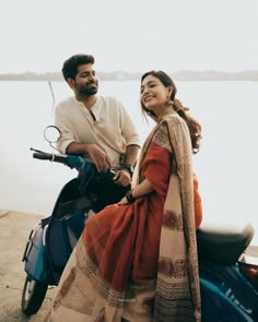 Insta Poetry, Relationship Relatable, Pre Wedding Photoshoot Props, Pre Wedding Photoshoot Outfit, Engagement Photography Poses, Wedding Photoshoot Props, Pre Wedding Shoot Ideas, Pre Wedding Photoshoot Outdoor, Wedding Photoshoot Poses