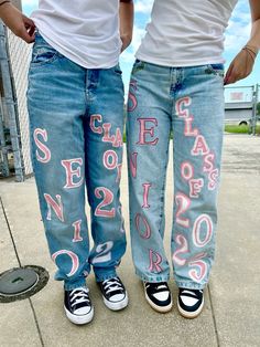 Pink Senior Jeans, Homecoming Jeans Ideas, Homecoming Jeans, Senior Pants, Graduation Friends, Hoco Ideas