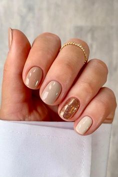 50+ Stunning Fall Short Nail Designs [2023] To Try This Autumn! Fall Wedding Nails, Pastel Nails Designs, Simple Fall Nails, Squoval Nails, Short Square Nails, Short Nail Designs, Pastel Nails, Brown Nails, Orange Nails