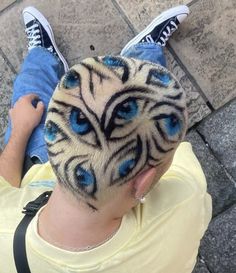 Bald Head Dye Designs, Shaved Hair Color Designs, Buzzcut Dye Patterns, Blond Shaved Hair, Dyed Buzz Cut Designs, Buzz Cut Dye Designs, Shaved Hair Dye