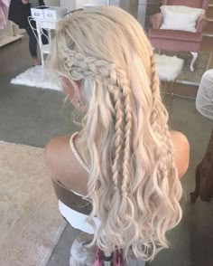 Khaleesi Hair, Hairstyles Theme, Avatar Dr, Long Curly Hair, Cute Hair