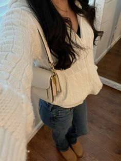 Feminine Outfit Winter, White Cardigan Outfit Winter, Simple Coquette Outfits, White Cardigan Outfit Aesthetic, Downtown Girl Winter, Fits Coquette, Girly Things Aesthetic, Aesthetic Uggs, Winter Outfit Aesthetic