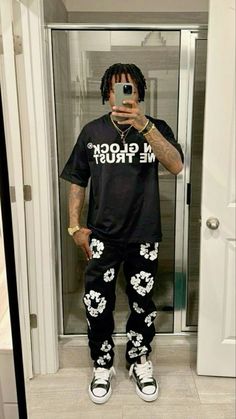 Rap Concert Outfit For Guys, Aesthetic Birthday Fits Men, Tuff Fits Black Men, Dude Outfits Street Styles, Essentials Fit Men, Birthday Outfits Men Black, Hard Fits For Black Boys, Fits For Black Guys, Punchmade Dev Scammer