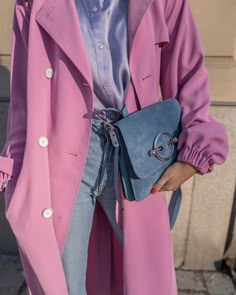 outfits Pink Blue Outfit, Lisa Olsson, Quoi Porter, True Summer, Outfit Vintage, Pink Coat, Jw Anderson, Color Analysis, Blue Outfit