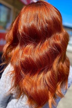 Fall inspired hair inspo! Anyone making any color changes this season? Make hair shine with Dream Coat Supernatural Spray! Hair by @at.artistry.co Fall Inspired Hair