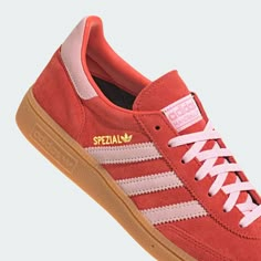 adidas Handball Spezial Shoes - Red | adidas UK Pink And Red Adidas, Adidas Samba Colorful, Adidas Spezial Women, Adidas Red Shoes, Handball Spezial Shoes, Adidas Spezial Red, Red Adidas Shoes Outfit, Spezials Adidas, Red Sambas