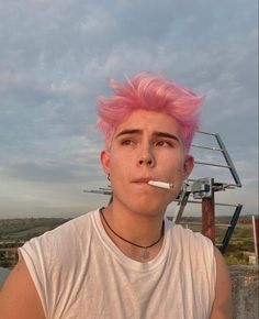 Guys Dyed Hair, Mens Dyed Hair Ideas, Guys With Pink Hair, Pink Hair Guy