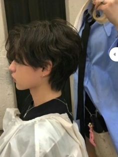 Ftm Haircuts, Haircut Tips, Tomboy Haircut, Haircut 2024, Tomboy Hairstyles, Asian Haircut, Really Short Hair, Mens Haircut