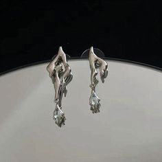 These Aesthetic Earrings are sure to make any outfit creative and completely unique! 🌟 Size: Standart Moonstone Drop Earrings, Hollow Earrings, Wholesale Earrings, Style Kawaii, Y2k Jewelry, Asymmetrical Earrings, Liquid Metal, Zircon Earrings, Earring Trends