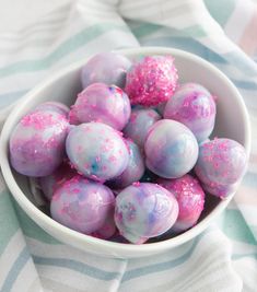 How To Make Frozen Candy Grapes, Cotton Candy Candied Grapes, Cotton Candy Grapes Recipes, Galaxy Grapes, How To Make Candied Fruit, Candy Covered Grapes, How To Make Candied Grapes