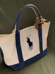 Ralph Lauren Bag Aesthetic, Old Money School Bag, Lauren Aesthetic, Ralph Lauren Aesthetic, Uni Bag, My Style Bags, Ralph Lauren Bags, Fancy Bags