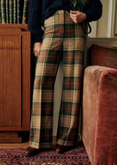 Long wool checked trousers;Slant pockets on the front and welt pocket on the back;Creases front and back;Zip and clasp fastening;Lined;Inside leg length: 83 cm / 32.7 in (size EU36/UK8) Masc Femme Fashion, Darkest Academia Aesthetic, Vintage Winter Outfits, Lifestyle Dresses, Autumn Girl, Plaid Trousers, Spring And Summer Outfits, Denim Suit, Academia Fashion