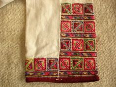 Man's embroidered sleeve Bulgarian Bohemian Culture, Popular Costumes, Ethno Style, Embroidered Sleeves, Creative Embroidery