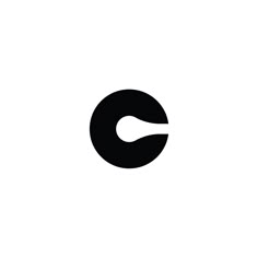 a black and white photo of the letter c