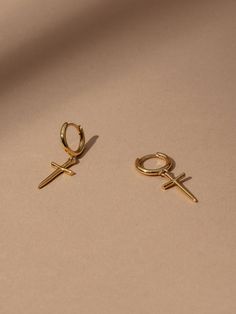 Cross Vermeil Huggies | Gold Vermeil | Product Image | Uncommon James Uncommon James, Simple Cross, Vermeil Jewelry, Black Gift Boxes, Demi Fine Jewelry, Cross Earrings, Huggie Earrings, Classic Gold, Gold Cross