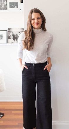 Flared Pants Outfit Work, Relaxed Fit Turtleneck Sweater For Work, Cozy Long Sleeve Turtleneck For Workwear, Fitted Wide-leg Work Pants For Fall, Cozy Turtleneck Sweater For Work, Winter Business Casual Full-length Pants, Midi Skirt Outfit Spring, Fall Japan, How To Style Flares