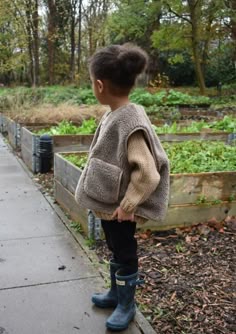 Sherpa Gilet, Sweater Handmade, Kids Inspo, Handmade Sweater, Baby Sweater, Baby Style, Baby Time