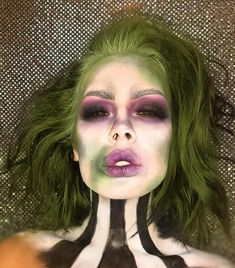 Beatle Juice, Halloweenský Makeup, Beetlejuice Movie, Halloween Makeup Diy, Hot Halloween Outfits