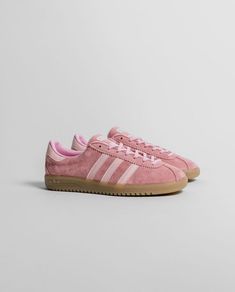 Samba Shoes, Dr Shoes, Shoe Wishlist, Shoe Inspo, Looks Street Style, Aesthetic Shoes, Swag Shoes, Pink Adidas, Pink Shoes