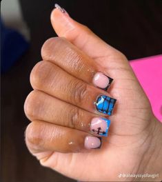 Blue Short Set Nails, Short Acrylic Nails Charms, Shortie Nail Ideas, Kids Acrylic Nails Short, Blue Short Acrylic Nails, Cute Short Nail Sets, Teal Acrylic Nails, Charms Nails, Kids Nail Designs