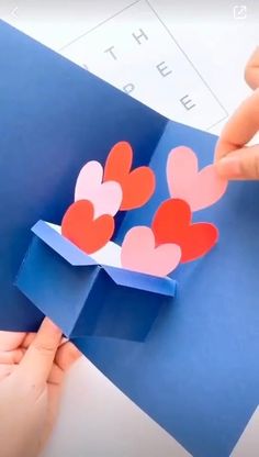 Elegant Paper Cards with Free Paper Crafts Birthday Card Craft, Cool Paper Crafts, Karakter Disney, Kraf Diy, Origami Crafts Diy, Paper Crafts Origami, Flower Diy, Flower Diy Crafts