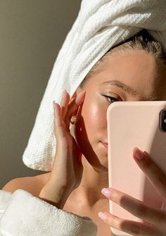 Haircare Aesthetic, Best Blush, Selfcare Aesthetic, Insta Goals, Blogger Poses, Fresh Face Makeup, Daily Makeup Routine, Aesthetic Skincare, Skincare Aesthetic