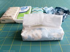 Pocket Tissue Holder, Pocket Tissue, Nice Life, Tissue Holder, How To Sew, Tissue Holders, Travel Size Products, Purse, Sewing