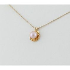 14k Yellow Gold Freshwater Pink Pearl Clam Shell Necklace Gift Box Included With Purchase. Gem: Pearl 7.7mm Pendant: 5/8" X 1/2" Chain: 18 Inch Long And 1 Mm Wide Weight: 1.8 Grams Hallmark: 14k Thank You For Looking At This Item. Please See My Other Listings. :-) Pearl Clam, Necklace Gift Box, Clam Shell, Shell Necklace, Pink Pearl, Shell Necklaces, Necklace Gift, Gift Necklace, Chains Necklace