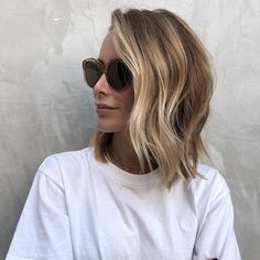 Lob Haircut, Penteado Cabelo Curto, Popular Hairstyles, Southern Living, Hair Dos, Medium Length Hair Styles, Bob Hairstyles, Hair Trends, Hair Lengths