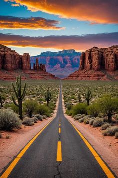 Traveling to Arizona on a Budget? Here Are the Best Money-Saving Tips! Grand Canyon National Park Photography, Arizona Phoenix Travel, Phoenix Arizona Aesthetic, Arizona Wallpaper, Gran Canyon, Desert Road Trip, Arizona Grand Canyon, Grand Canyon Sunset, Cactus Arizona