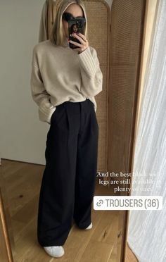 Jumper Office Outfit, Business Casual 2023 Fall, Slacks Winter Outfit, Smart Casual Fall Outfits For Women, Scandinavian Business Outfit, Fall Slacks Outfit, Baggy Smart Casual, Casual Work Outfits Winter 2023, Casual Wfh Outfits