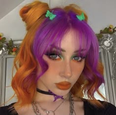 Orange And Purple Hair, Hair Color Unique, Split Hair, Beautiful Hair Color, Sunset Orange, Colorful Hair