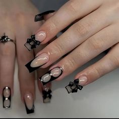 nails acrylic kit Short Gothic Nails, Wave Nails, Gothic Nails, Nagel Tips, Gel Mani, Acrylic Set, Nails Prom