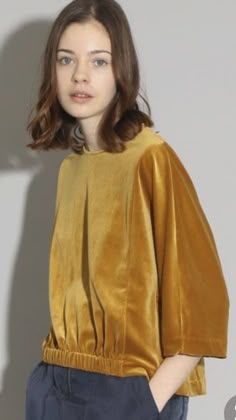 Stylish Blouses, Colour Trend, Trendy Blouses, Velvet Fashion, 가을 패션, Velvet Tops, Mode Inspiration, Fashion Sewing, Fashion Details