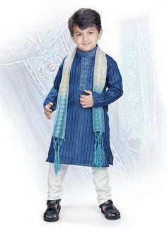 Kurta pyjama Boy Dresses, Kids Wear Boys, Children Outfits, Mehndi Dress, Indian Baby, Indian Boy, Kids Wedding