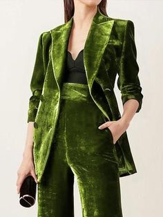 Black Friday Sale,Up To 70% Off.An exclusive offer for you——Affordable prices at Stylewe store, SPU: 19BL8O5246, Color: Green, Elasticity:Micro-Elasticity, Clothes Length:Regular. Deep Green Outfit, Green Velvet Suit, Green Dressing, Green Velvet Blazer, Work Outfits Frauen, Fashion Black And White, Green Clothing, Professional Work Outfit, Fall Trend